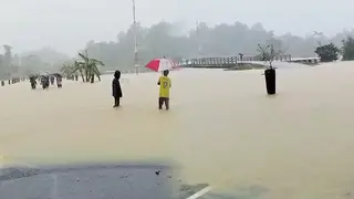 বান্দরবানে ঢলের পানিতে প্লাবিত ৫ গ্রাম, পঞ্চম শ্রেণির শিক্ষার্থী নিখোঁজ